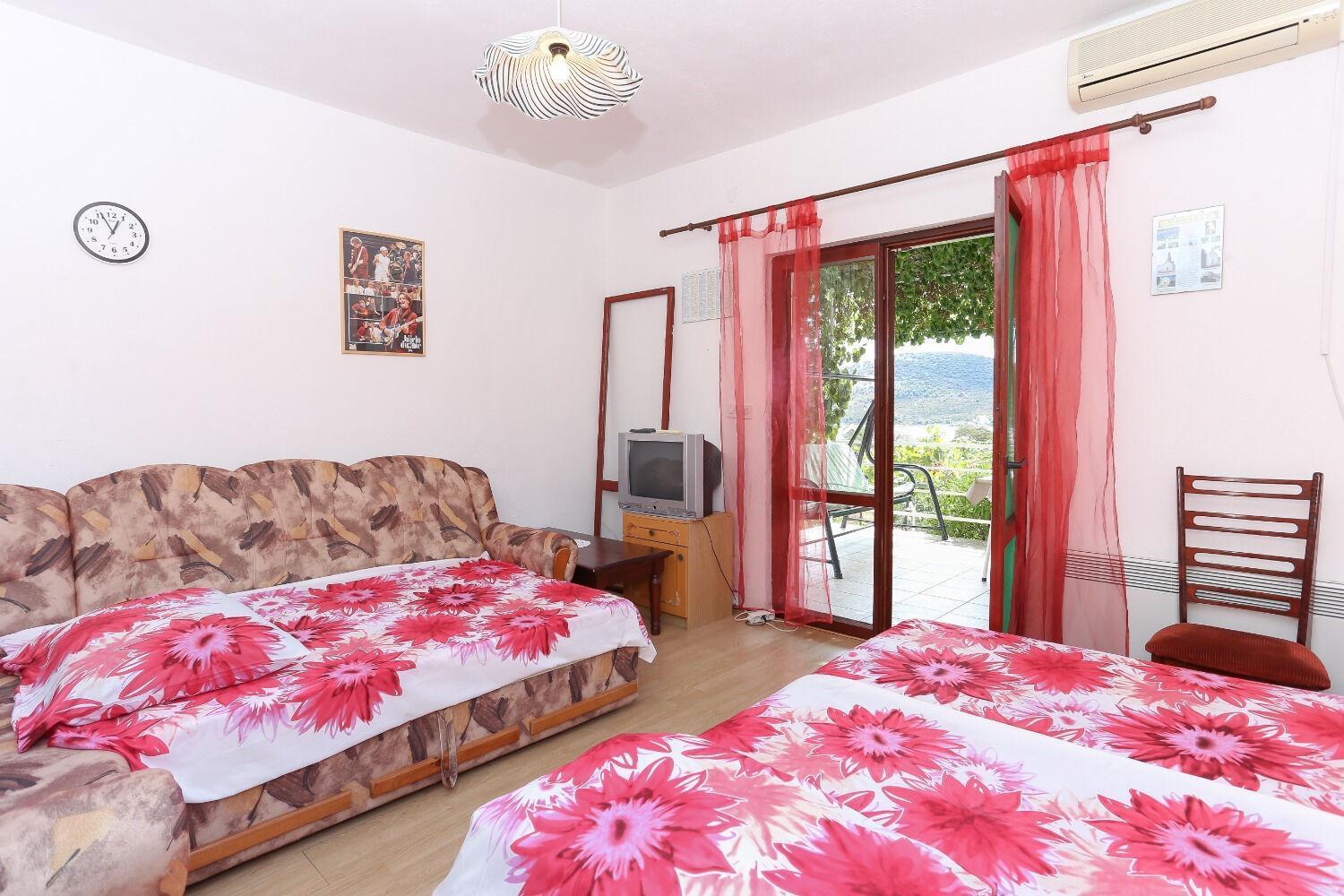 Holiday Home Marcelo-With Terrace Vinišće Exteriér fotografie